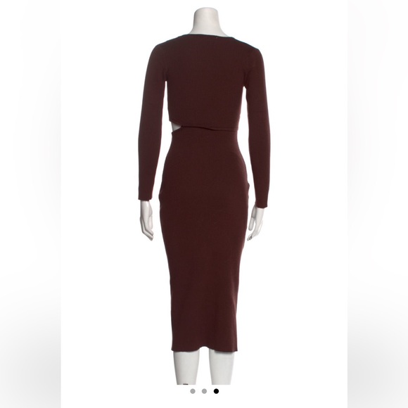 ASTR Sheath Long Sleeve Burgundy Dress in Small - Picture 3 of 3